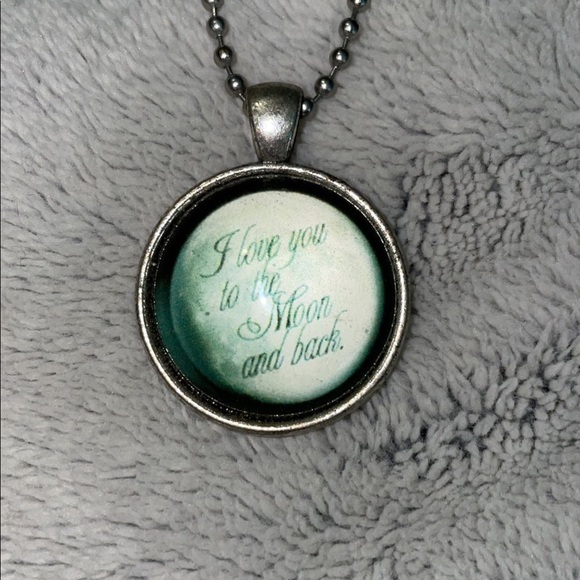 “i love you to the moon and back” necklace - Picture 2 of 4
